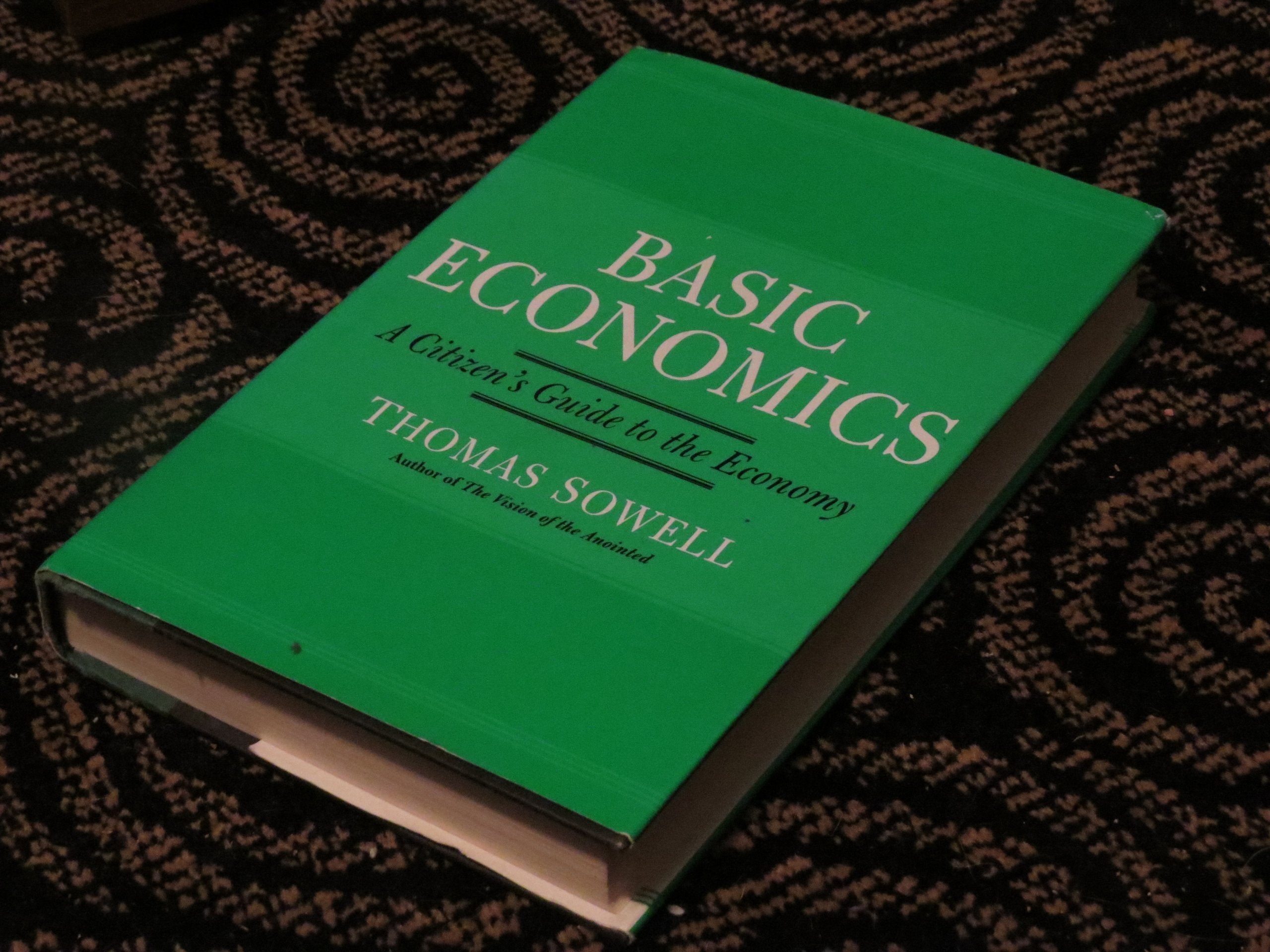 Basic Economics: A Citizen&