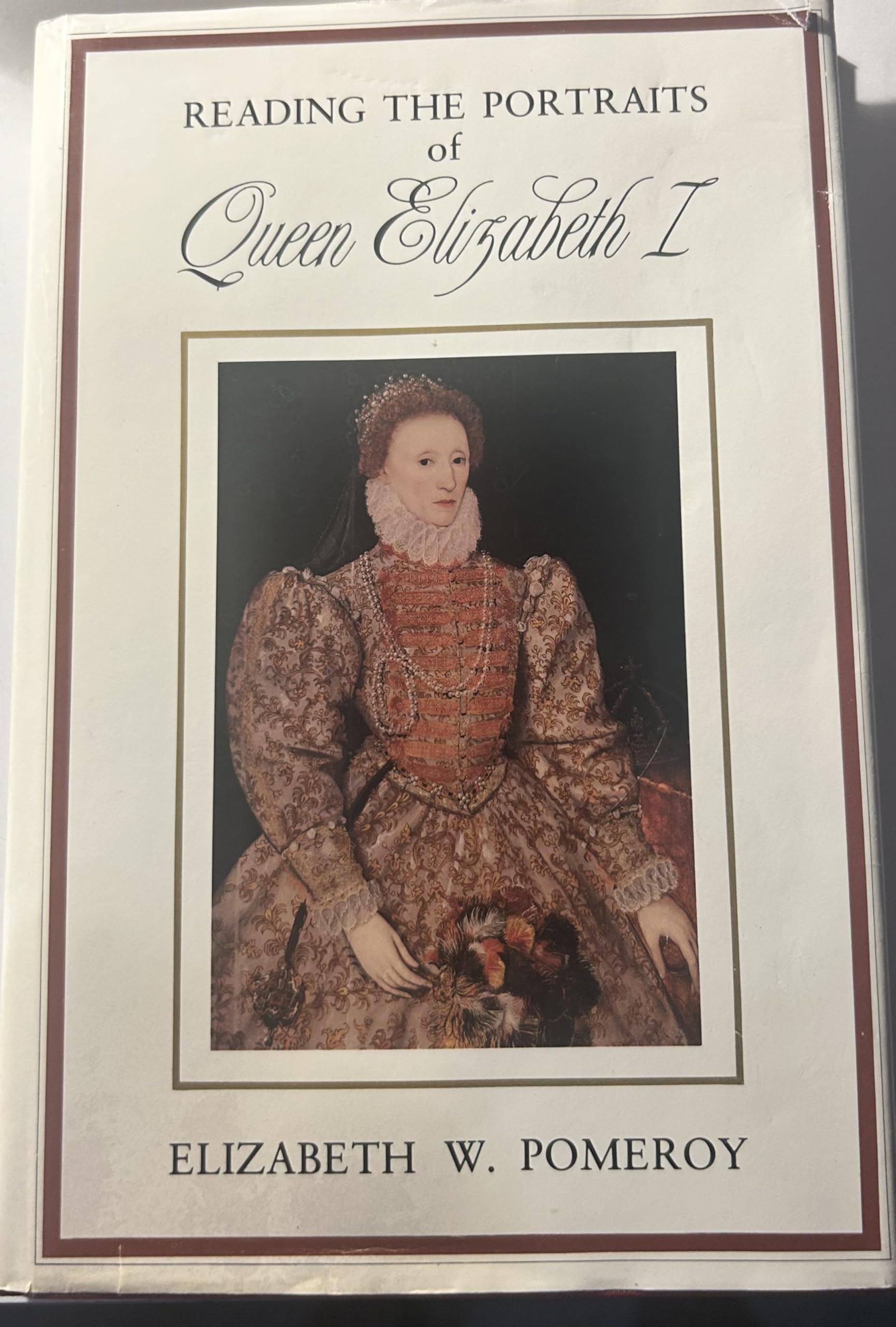 Reading the Portraits of Queen Elizabeth I — used book cover